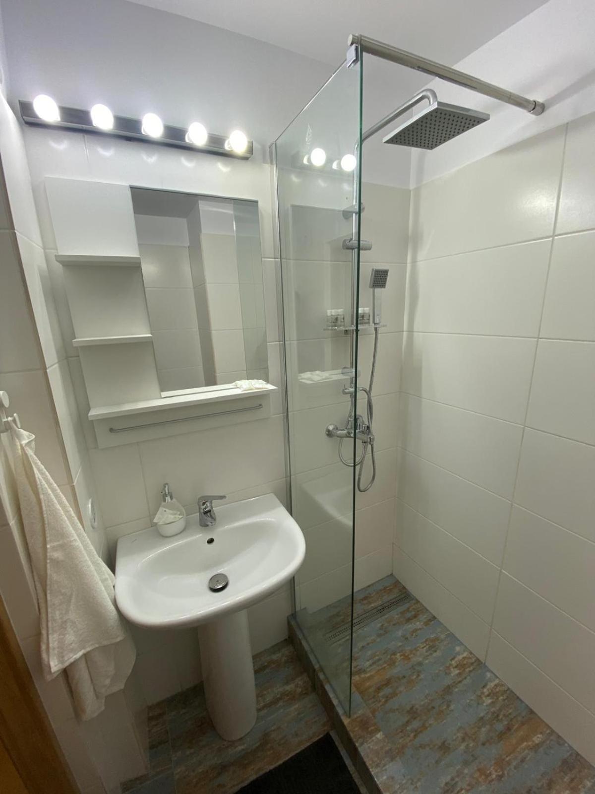 ブカレストApartament Universitateアパートメント エクステリア 写真